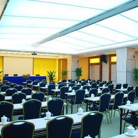 Beijing Rainbow Hotel 외부 사진