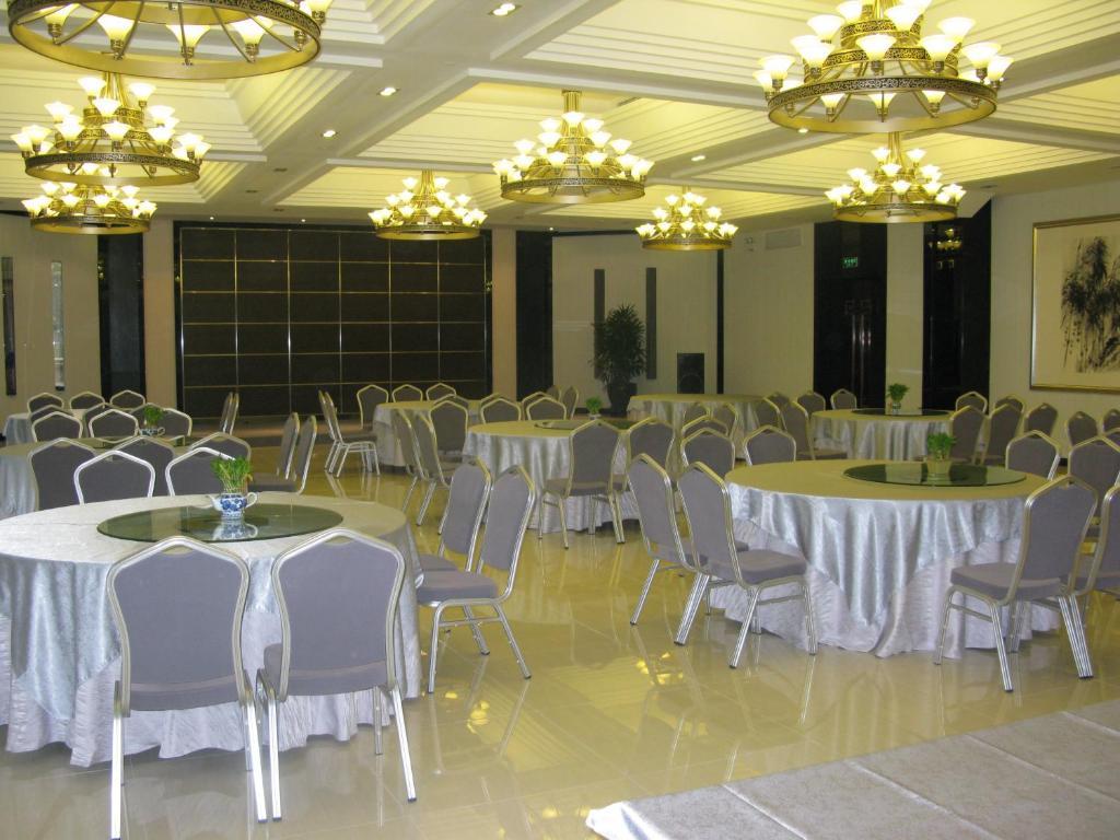 Beijing Rainbow Hotel 외부 사진